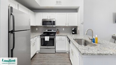 533 Fossil Creek Blvd in Haltom City, TX - Building Photo - Building Photo
