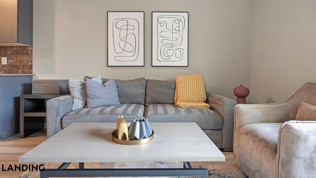 402 W Lincoln St, Unit 172 in Phoenix, AZ - Building Photo - Building Photo