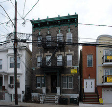 279 Griffith St in Jersey City, NJ - Building Photo - Building Photo