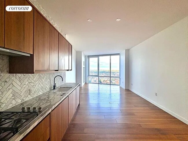property at 21 India St