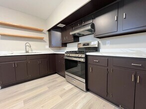 219 Orchard Park Rd in West Seneca, NY - Building Photo - Building Photo