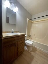 3 Main St in Oswego, IL - Building Photo - Building Photo