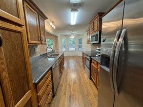 64 Hampton Cir in Niceville, FL - Building Photo - Building Photo