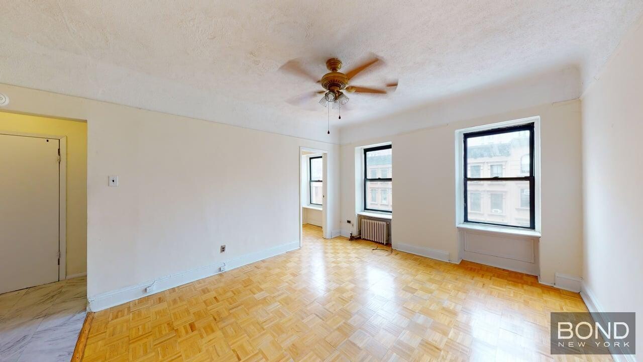 799 Lexington Ave in New York, NY - Building Photo