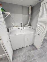8452 SE Croft Cir in Hobe Sound, FL - Building Photo - Building Photo