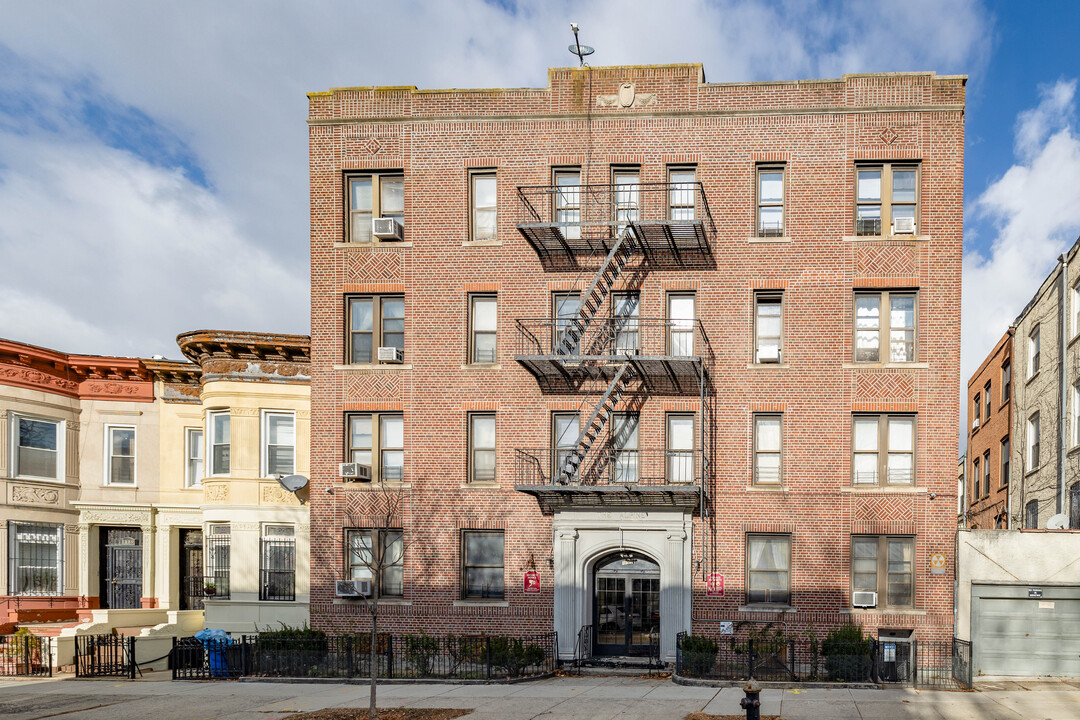 1125 Sterling Pl in Brooklyn, NY - Building Photo