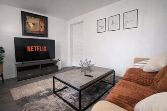 4225 Pl. Lapierre in Laval, QC - Building Photo - Building Photo