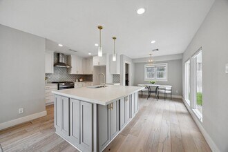 625 Rancho Bauer Dr in Houston, TX - Building Photo - Building Photo
