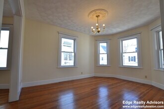39 Montfern Ave, Unit 2 in Boston, MA - Building Photo - Building Photo