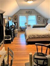 35 Irvington Rd in Somerville, MA - Building Photo - Building Photo