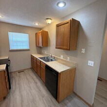 412 W Pawnee Ln in Clever, MO - Building Photo - Building Photo