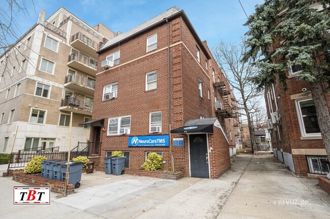 615 Avenue L in Brooklyn, NY - Building Photo - Building Photo