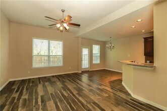 261 Barrington Ln in Lewisville, TX - Building Photo - Building Photo
