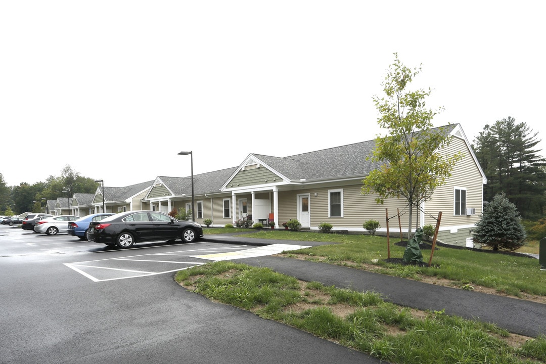 Chandler Place Apartments - 62+ Community in Plaistow, NH - Building Photo