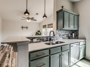 15120 Nightshade Dr in Oklahoma City, OK - Building Photo - Building Photo