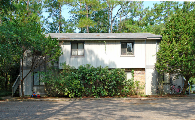 3708 Donovan Dr in Tallahassee, FL - Building Photo - Building Photo