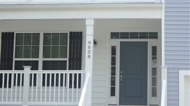 9608 10th Bay St in Norfolk, VA - Building Photo - Building Photo