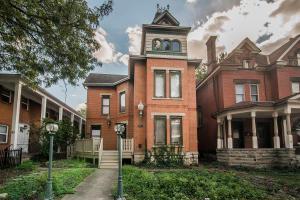 53-55-55 King Ave in Columbus, OH - Foto de edificio