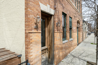 185-187 Webster Ave in Jersey City, NJ - Foto de edificio - Building Photo