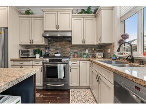 17394 2ND in Surrey, BC - Building Photo - Building Photo