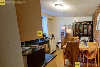 78 Hammond St in Boston, MA - Foto de edificio - Building Photo