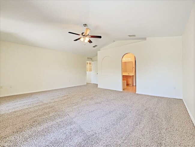 2412 Palmetto Ridge Cir in Apopka, FL - Foto de edificio - Building Photo