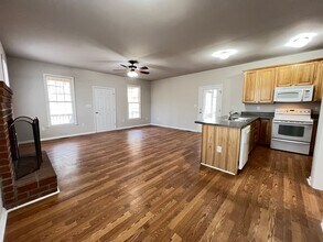 121 Quail Springs Ct in South Hill, VA - Building Photo - Building Photo