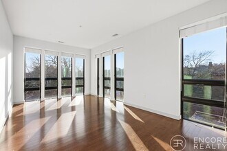 45 Marion St in Brookline, MA - Building Photo - Building Photo