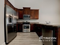 2538 Oakleaf Ridge in Lithonia, GA - Foto de edificio - Building Photo