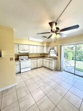 2719 NE 32nd St in Fort Lauderdale, FL - Foto de edificio - Building Photo
