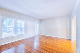 6803 Kingsbury Blvd in University City, MO - Building Photo - Building Photo