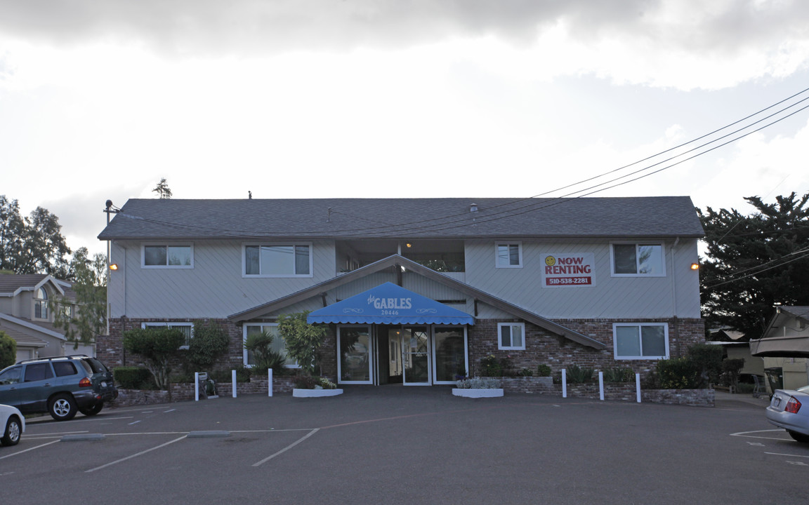 The Gables in Castro Valley, CA - Building Photo