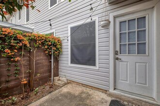 1904 Goodrich Ave in Austin, TX - Building Photo - Building Photo