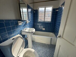 944 W Huisache Ave in San Antonio, TX - Building Photo - Building Photo