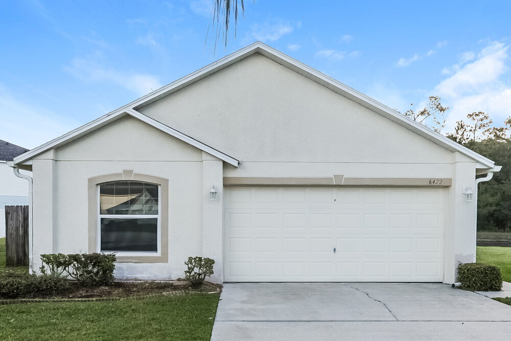 6422 Tabogi Trail in Wesley Chapel, FL - Building Photo