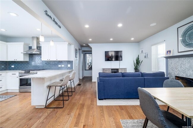 property at 57 Island Pkwy