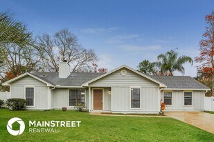 2248 Felucca Dr in Middleburg, FL - Building Photo