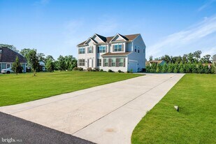1022 Fawn Haven Walk in Dover, DE - Building Photo