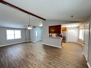 105 Bellhurst Cir in Meridianville, AL - Building Photo - Building Photo