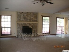 6924 Long Needles Dr in Charlotte, NC - Building Photo - Building Photo