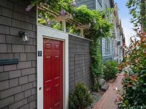 7 Cottage Row in San Francisco, CA - Foto de edificio - Building Photo
