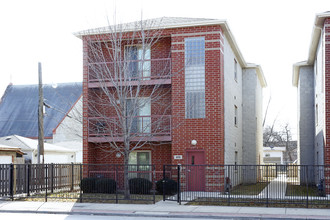 Normal Parkway Homes in Chicago, IL - Building Photo - Building Photo