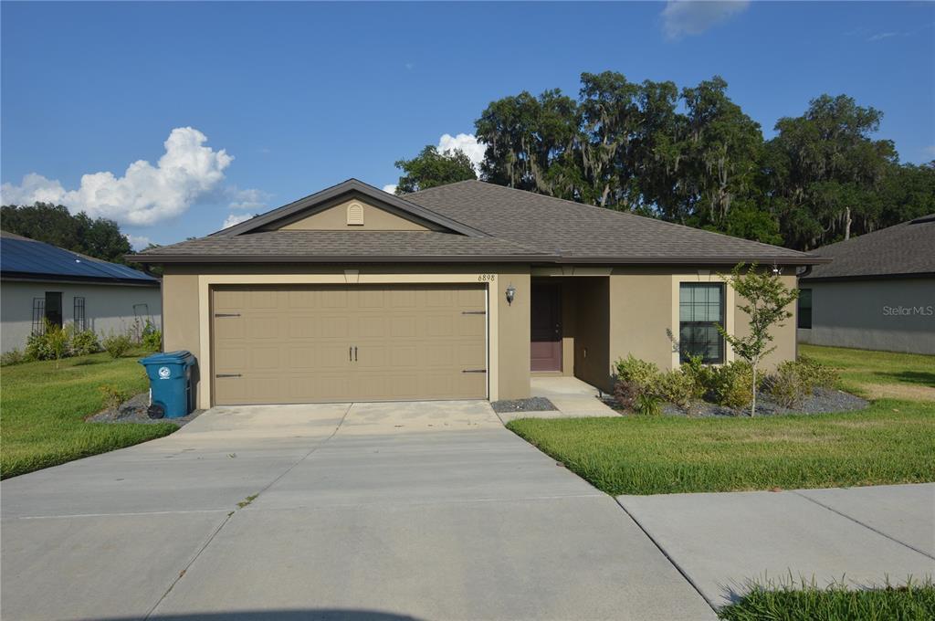 6898 Redbay Dr in Brooksville, FL - Building Photo