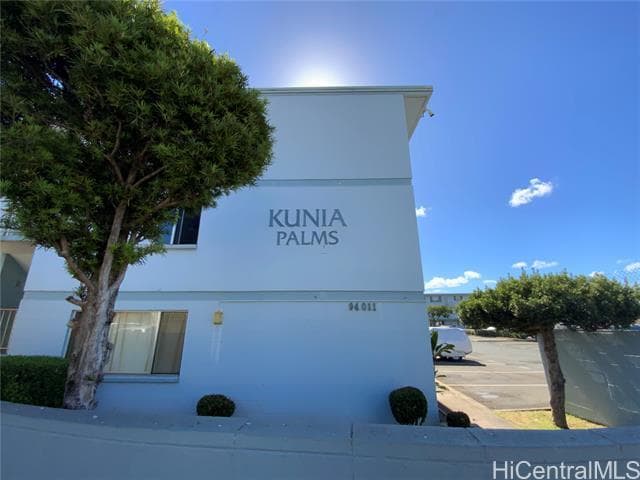 property at 94-011 Waipahu St
