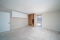 5353 Institute Ln photo'