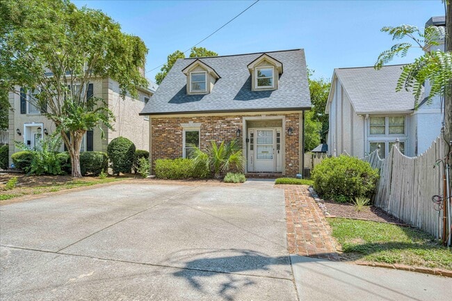 property at 1054 Hickman Rd
