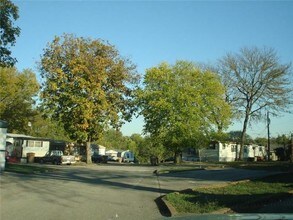 622 Croley Dr in Nashville, TN - Foto de edificio - Building Photo
