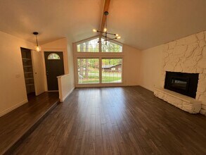 46 Sudden Valley Dr in Bellingham, WA - Building Photo - Building Photo