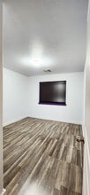 7727 Palomino Ct in Elmendorf, TX - Foto de edificio - Building Photo