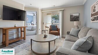 400 Legends Terrace Dr in Eureka, MO - Building Photo